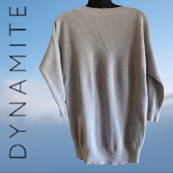 2/$25- DYNAMITE XS Drop Shoulder V-Neck Knit Top 3/4 Arm - Picture 2 of 3